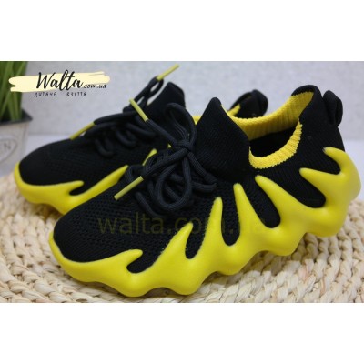 Кросівки дитячі Adidas Yeezy 450 адідас репліка чорні з жовтим хінкалі
