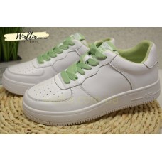 Шкіряні кросівки білі з зеленим підліткові , жіночі 